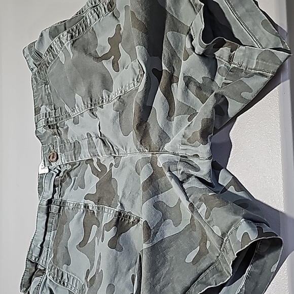 Gap size 14 girlfriend khaki shorts - Picture 5 of 7